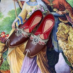Punjabi Jutti for Men - Leather Brown & Red Zari Mojari Sherwani Shoes - Wedding